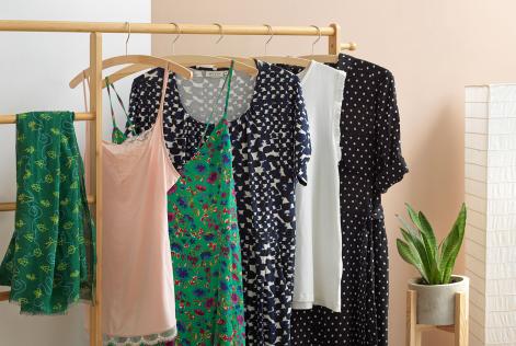 Alla kläder och galgar är FSC-certifierade