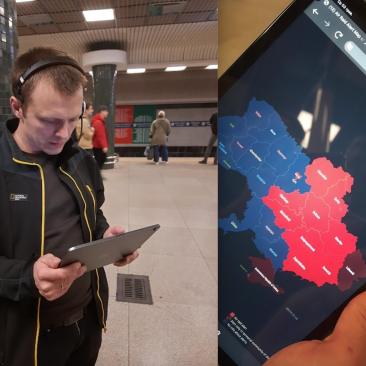 (Yevhenii Khan arbetar under flyglarm / Onlinekarta över flyglarm)